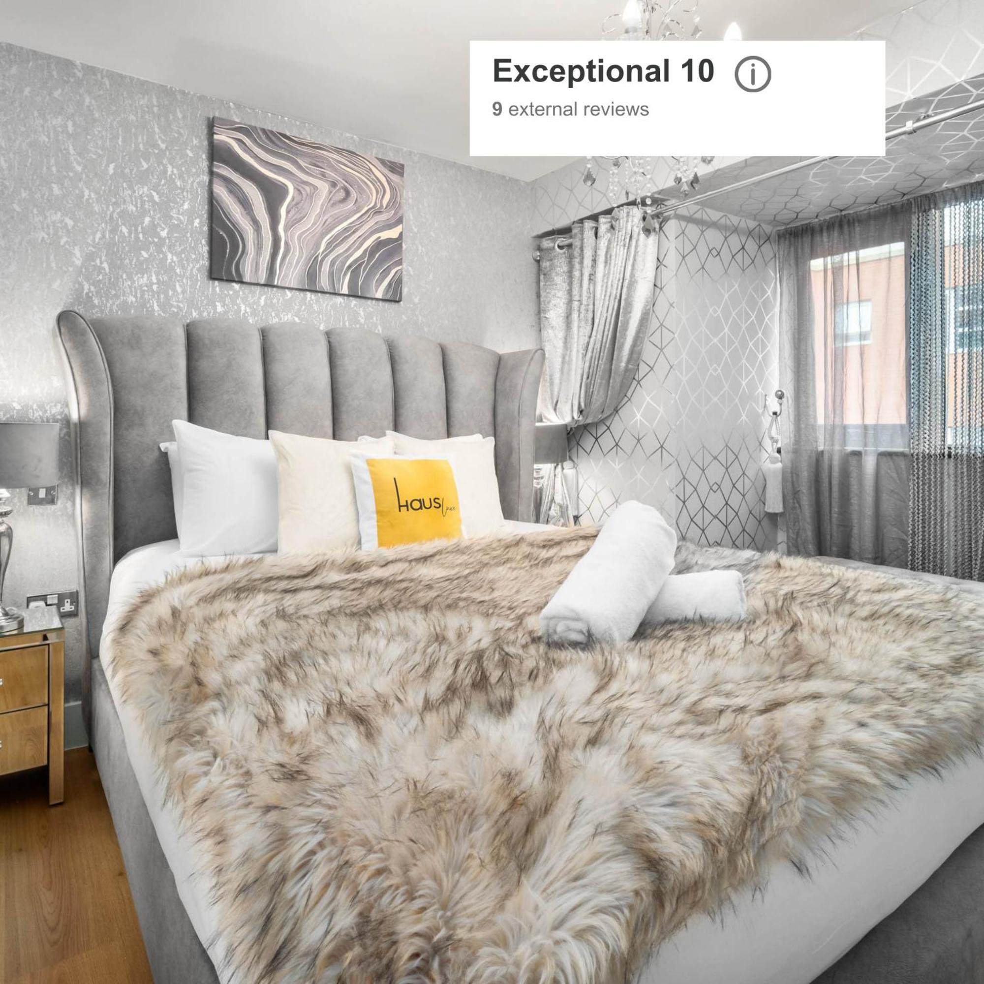 Luxury 1 Bed Flat With Parking 11K - Top Rated - Netflix - Wifi - 70 Inch Smart Tv - Birmingham City Centre - Tv In Bedroom - Top Rated Buitenkant foto